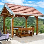 Villa Vrvilo- With Private Pool And Playground Brštanovo
